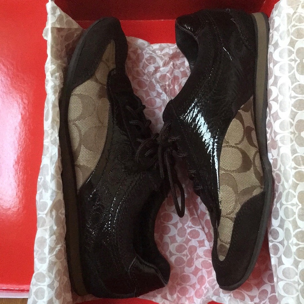 Coach Logo Signature 8.5 Kaki/ Brown Sneakers - Picture 5 of 5